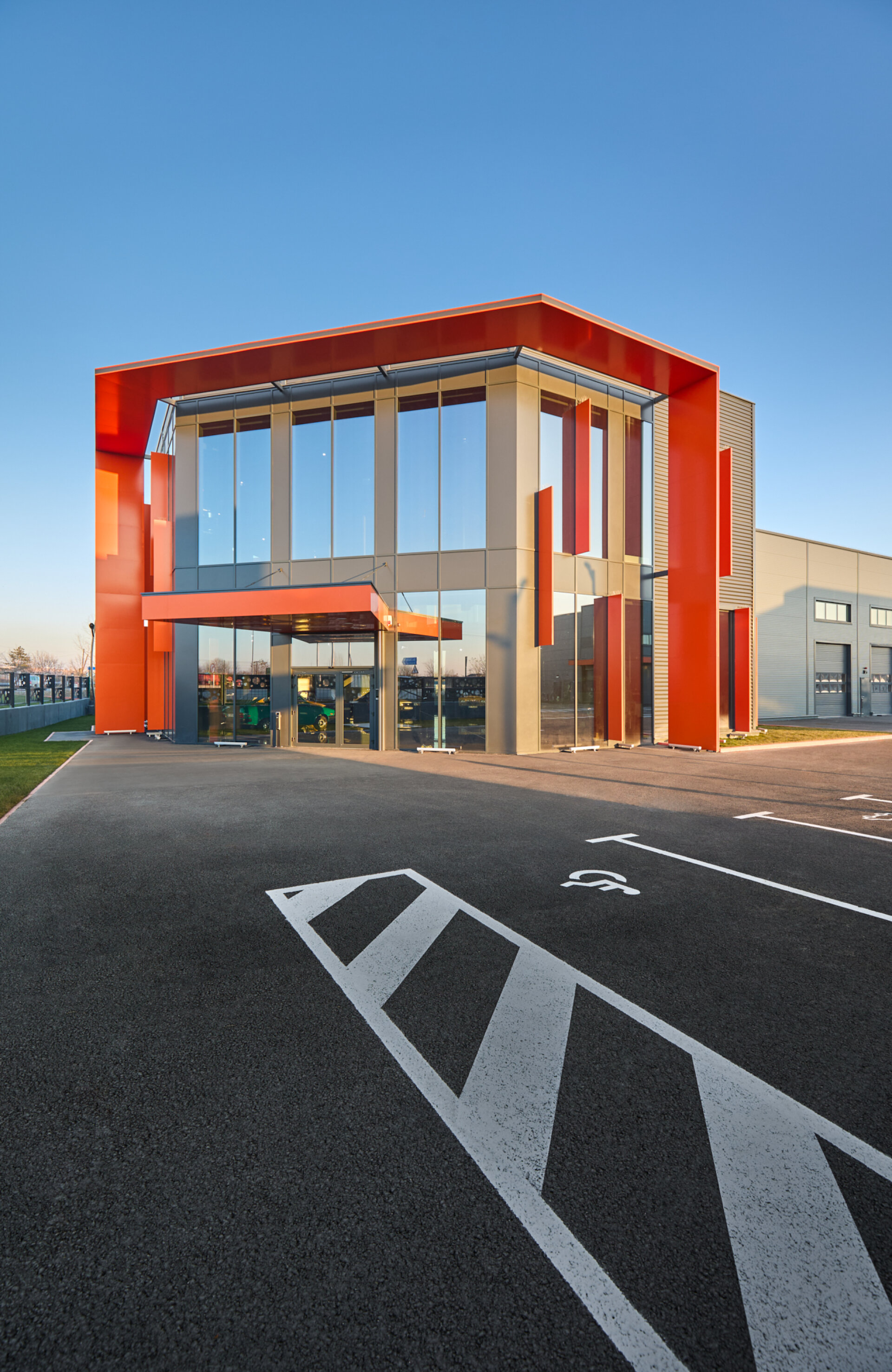 MTD (Showroom) - Muzeu autoturisme romanesti