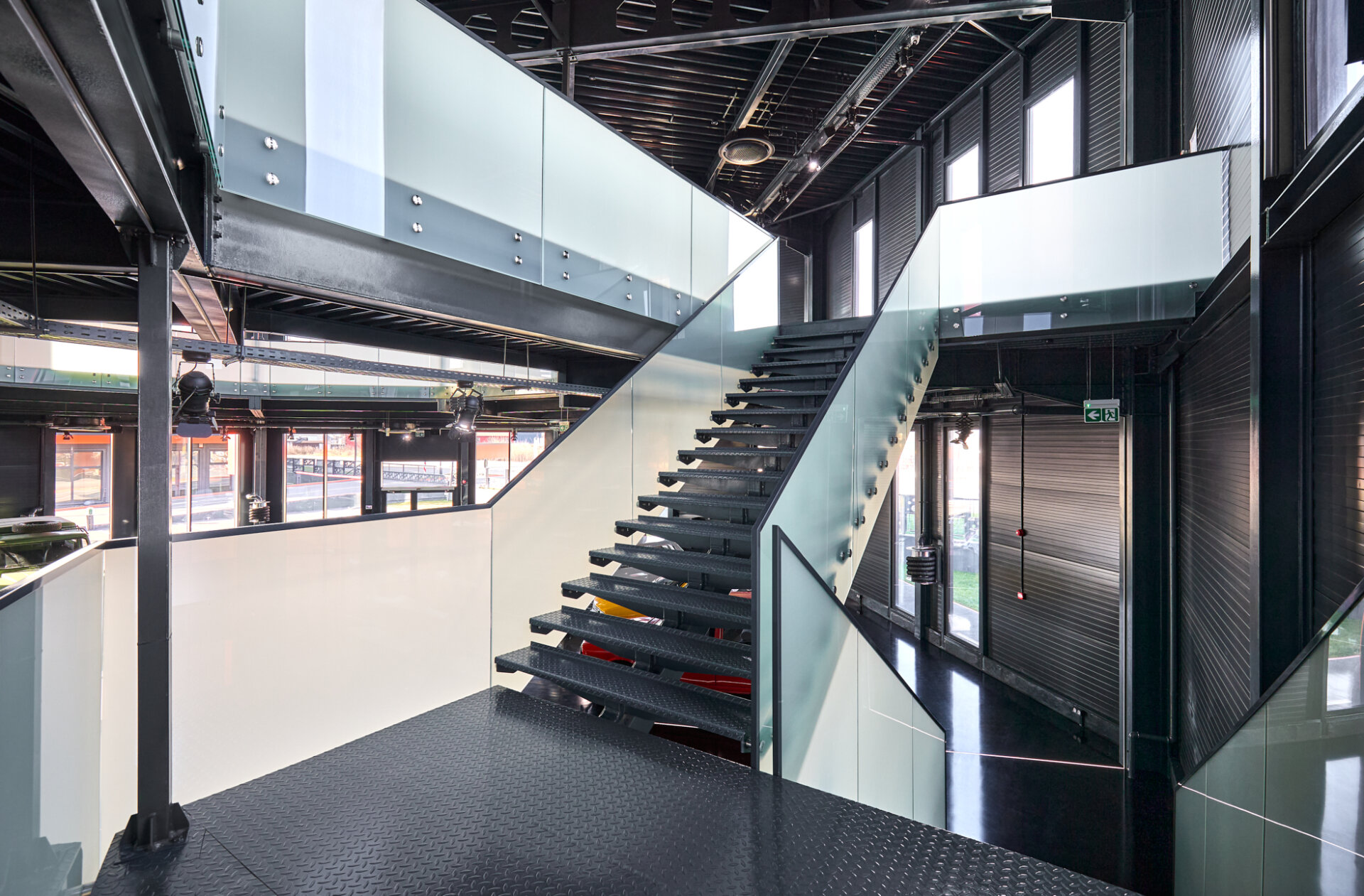 MTD (Showroom) - Muzeu autoturisme romanesti