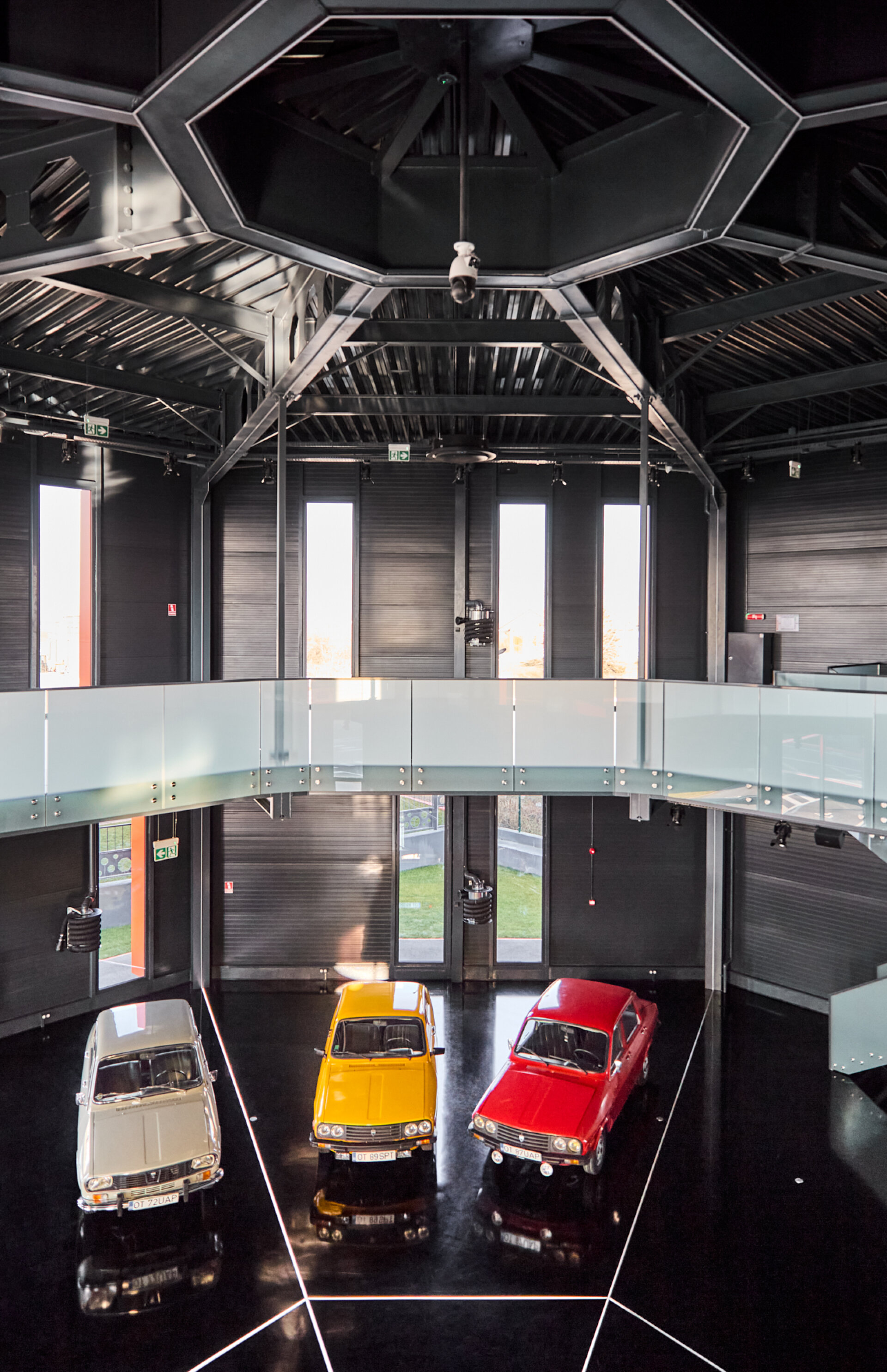 MTD (Showroom) - Muzeu autoturisme romanesti