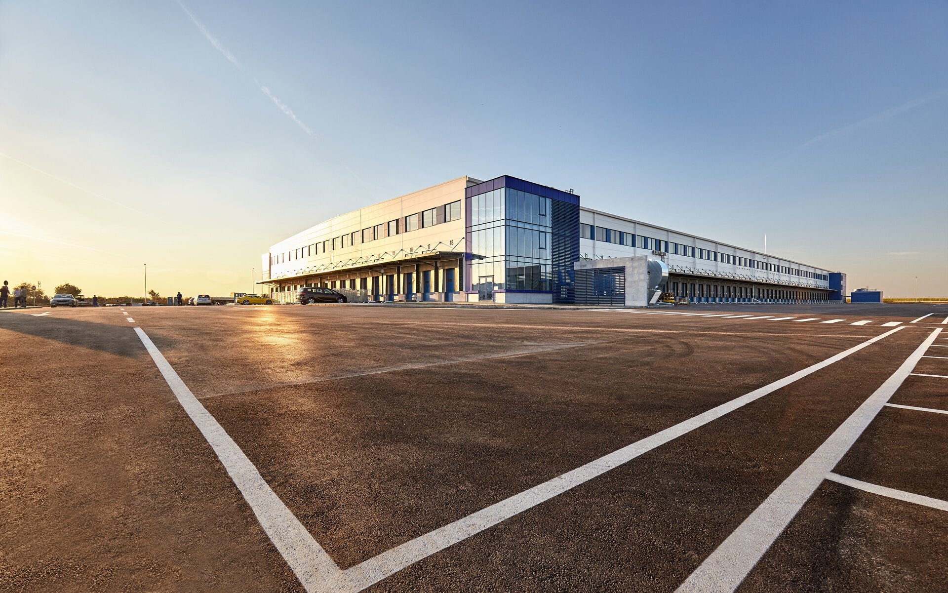 FAN Courier Active - Office Building and Mail Sorting Center