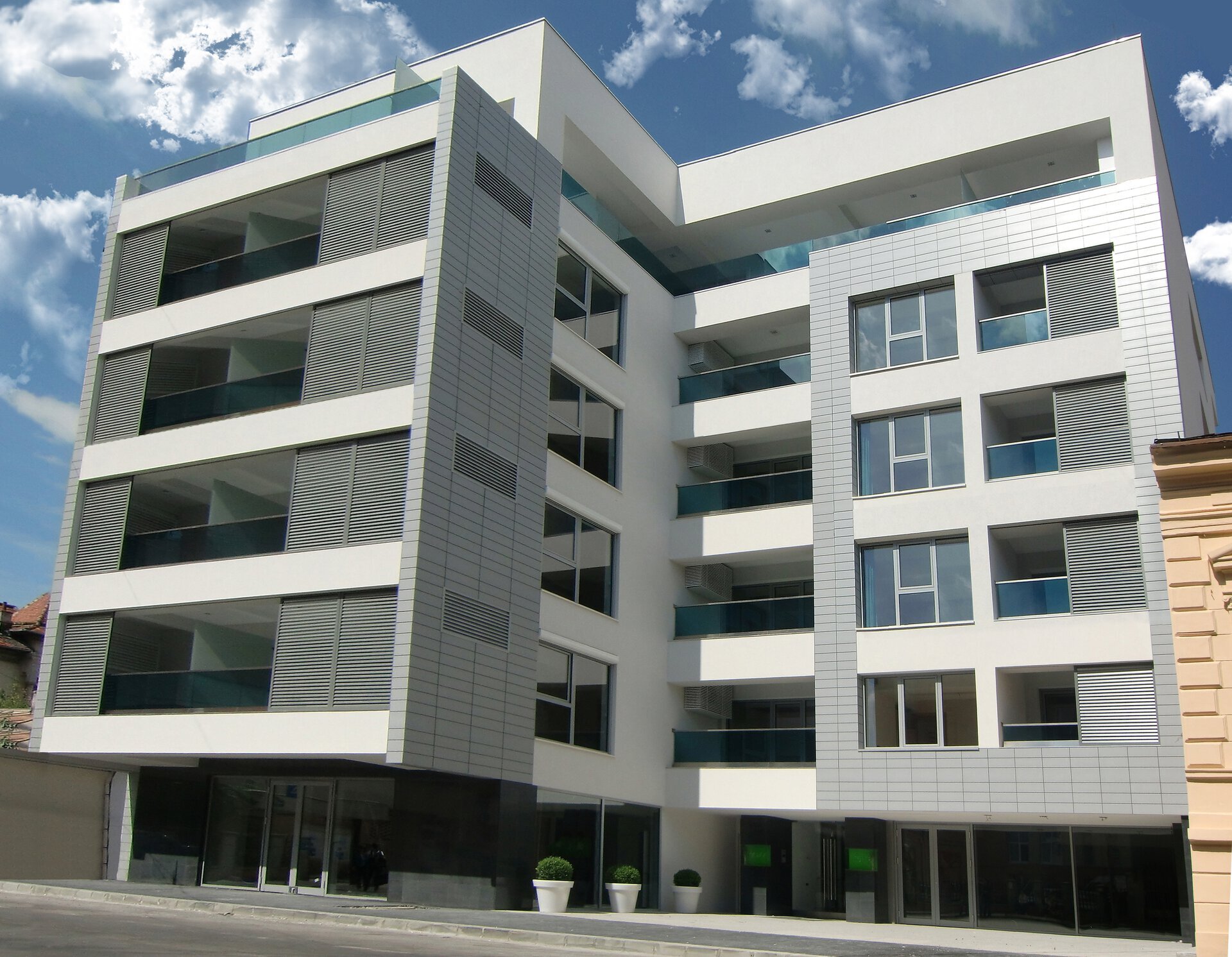 The Green Development apartment building on Mihail Moxa St., a protected central area of Bucharest, a PPAE project