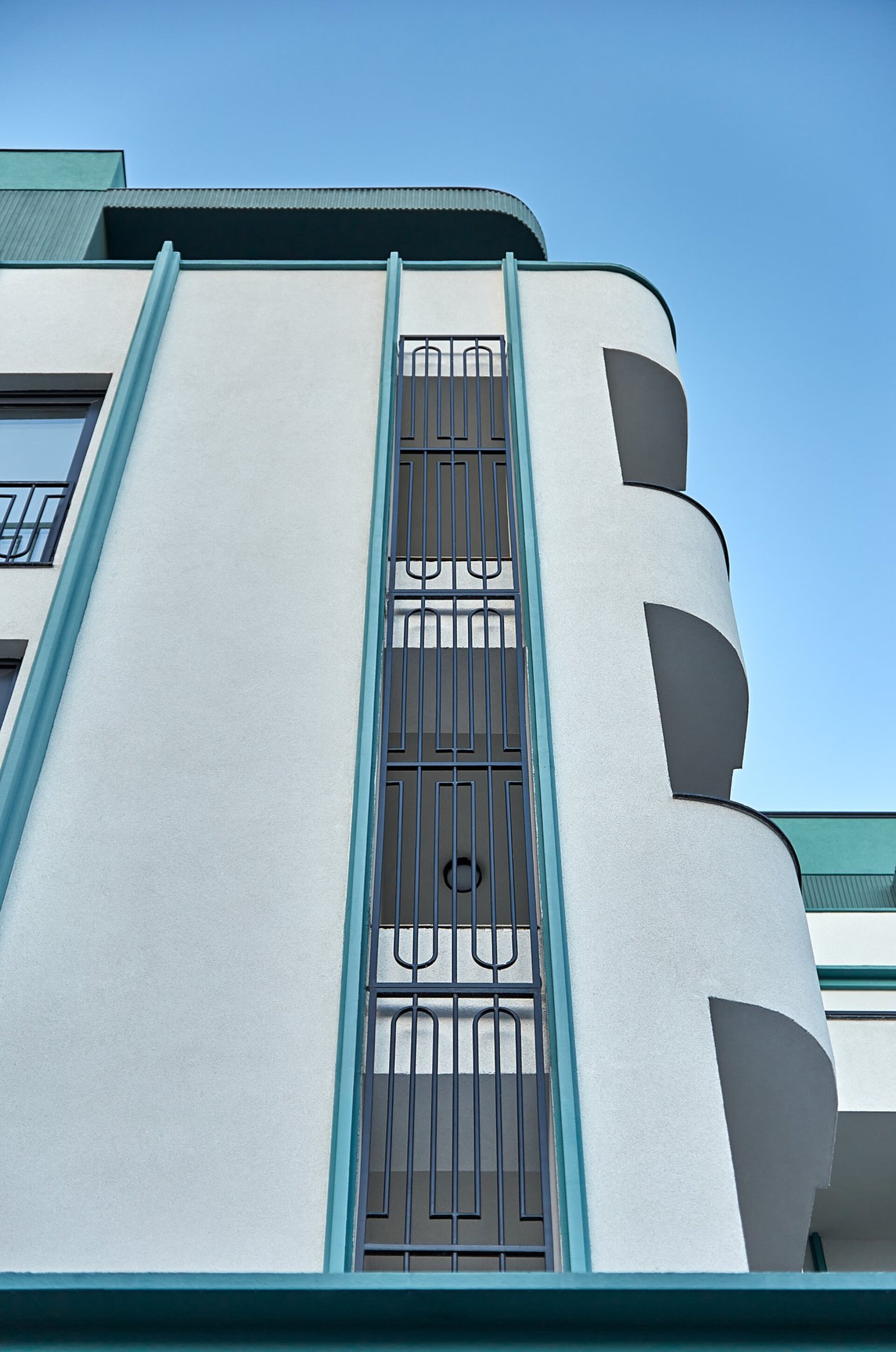 MOPH - Clădire cu apartamente